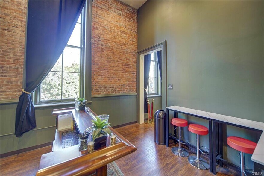 More Photos Of 105 Broadway St, Chico General Retail For Sale