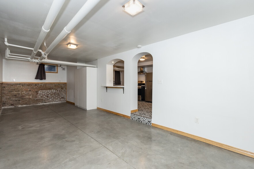 More Photos Of 1400 Detroit St, Denver Apartments For Sale