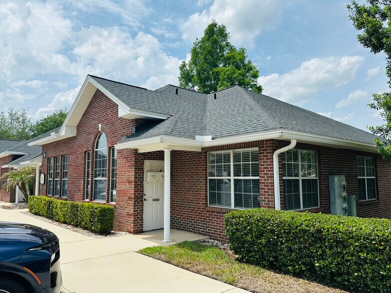 More Photos Of 305 Kingsley Lake Dr, Saint Augustine Medical For Lease