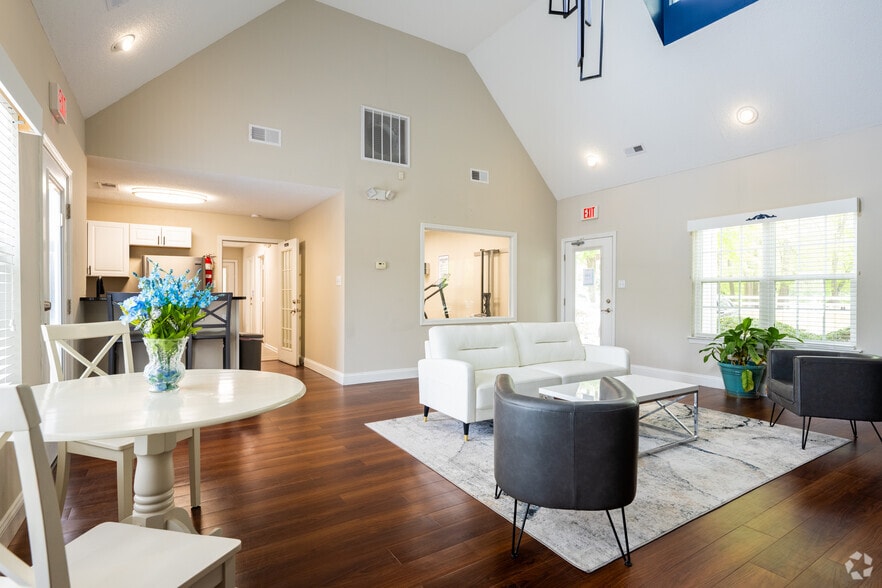 More Photos Of 1201 Edenham Ct, Virginia Beach Apartments For Sale