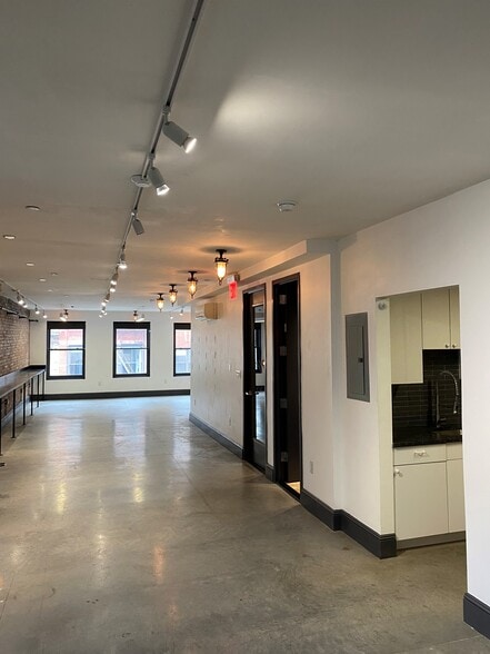 More Photos Of 497 Broome St, New York Storefront Retail Office For Lease