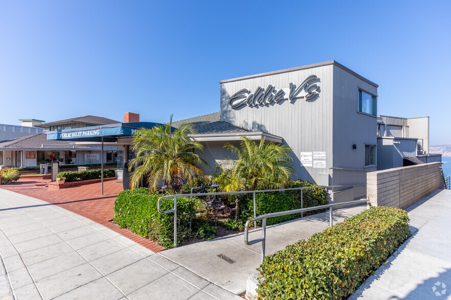 More Photos Of 1258-1274 Prospect St, La Jolla Storefront For Lease