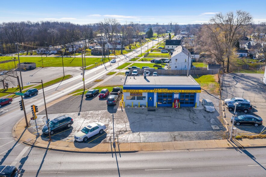 Primary Photo Of 1349 E New York St, Aurora Auto Repair For Sale