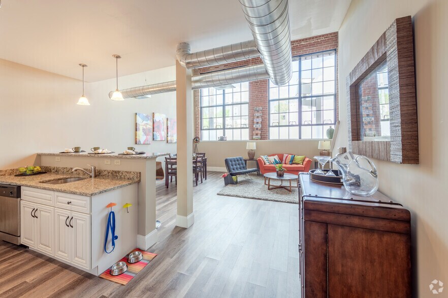 More Photos Of 12 Eagle St, Providence Apartments For Lease