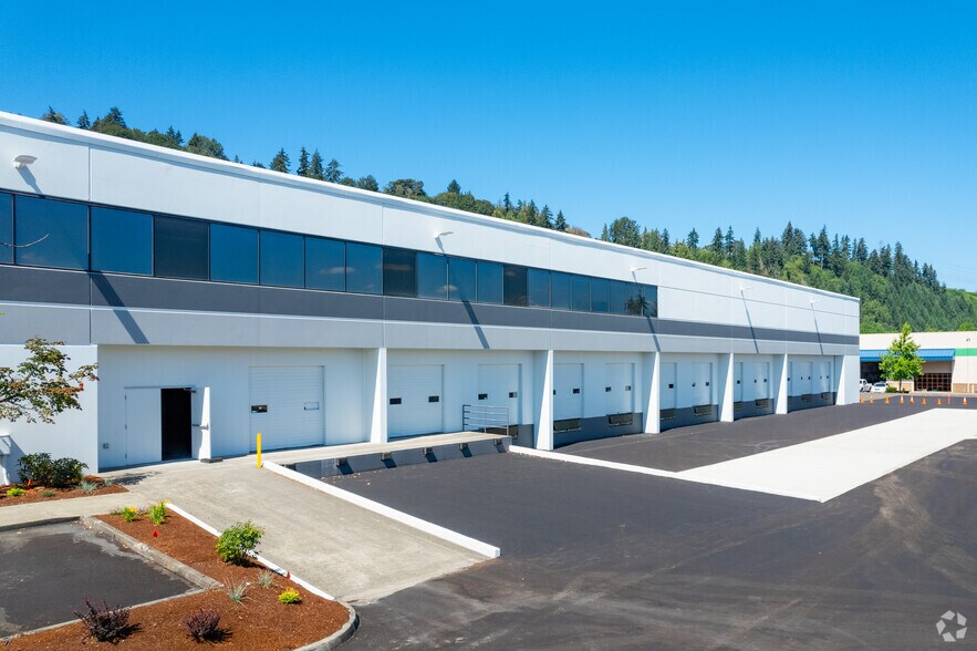 More Photos Of 1701 Pike St NW, Auburn Distribution For Lease