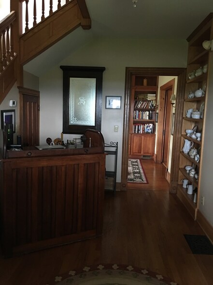 More Photos Of 9013 State Route 414, Lodi Restaurant For Sale