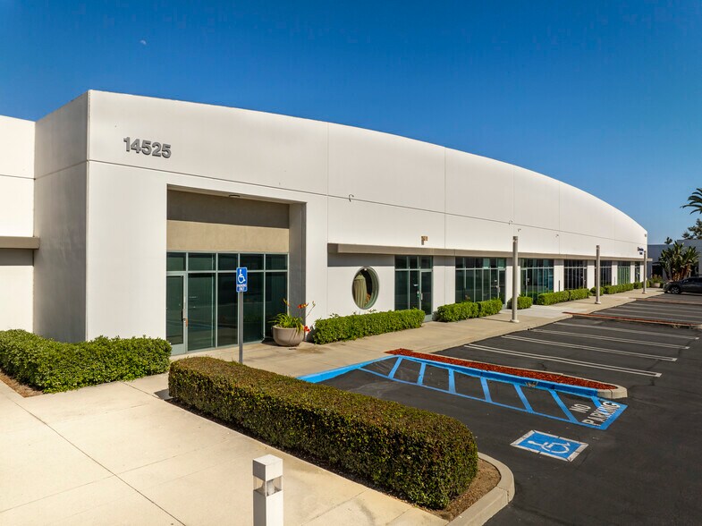 More Photos Of 12800-12900 Garden Grove Blvd, Garden Grove Light Manufacturing For Sale