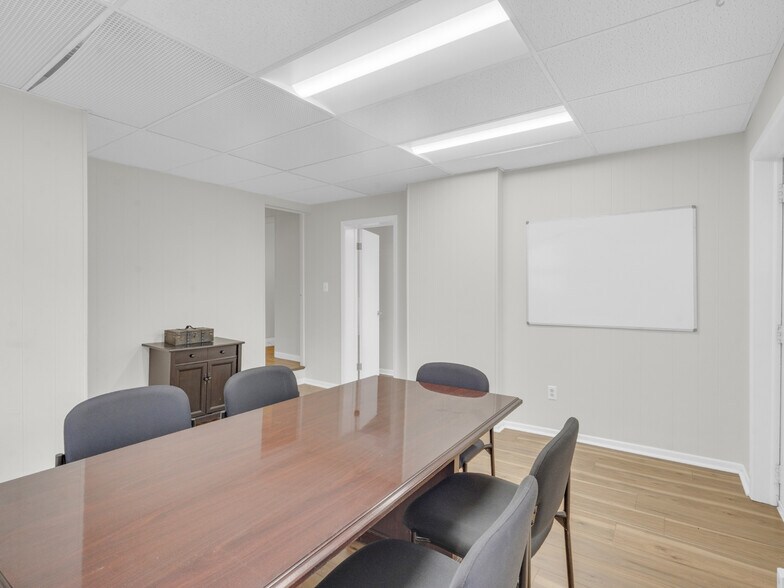 More Photos Of 239 E Main St, Westminster Office For Sale