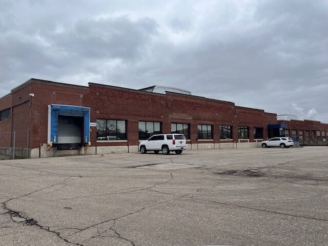 Primary Photo Of 2710 N Pitcher St, Kalamazoo Manufacturing For Lease