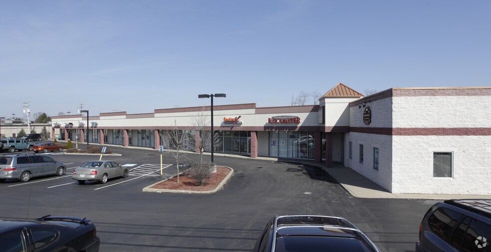 More Photos Of 100 Imperial Plaza Dr, Imperial Unknown For Lease