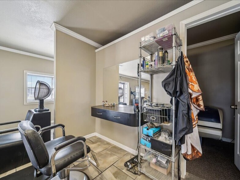 More Photos Of 1830 N Highway 66, Catoosa Freestanding For Sale