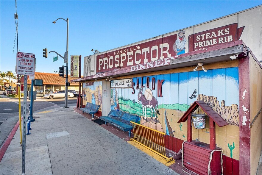 More Photos Of 2400 E 7th St, Long Beach Restaurant For Sale