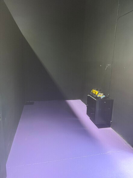 More Photos Of 900 13th #6 &7 ave, Quincy Storefront Retail Office For Lease