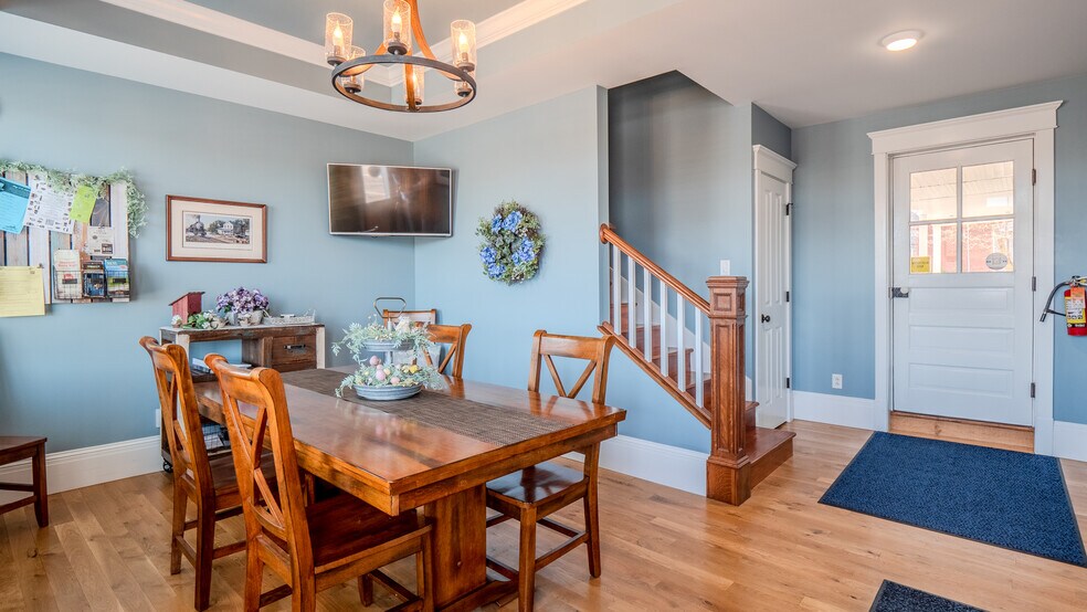 More Photos Of 208-210 Wharf St, Hermann Hospitality For Sale