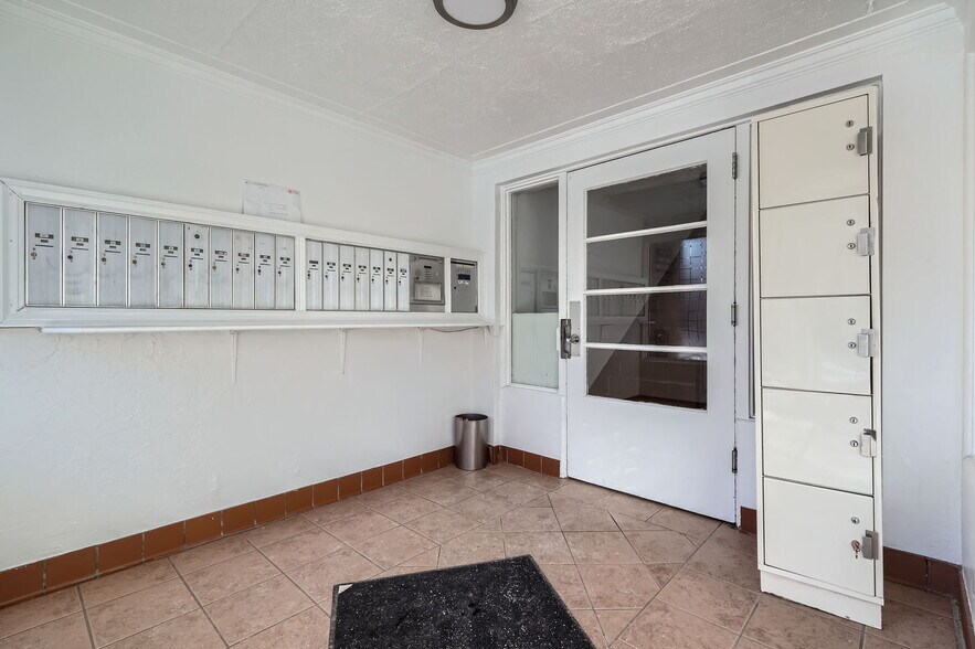 More Photos Of 1475 Cherry St, Denver Apartments For Sale