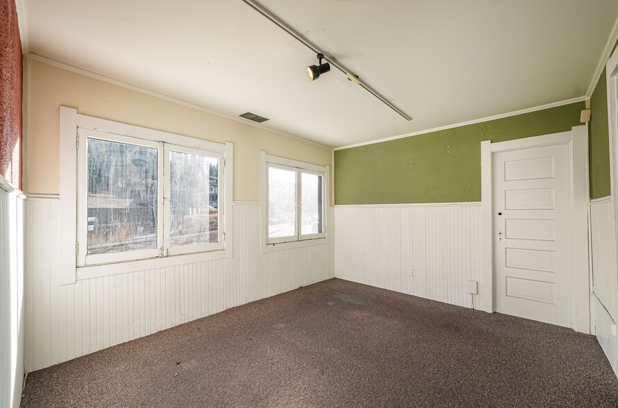 More Photos Of 28235 Hwy 74, Evergreen Loft Creative Space For Sale