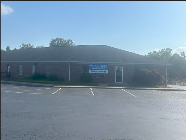 Primary Photo Of 1004 Brookhaven Rd, Franklin Office For Lease