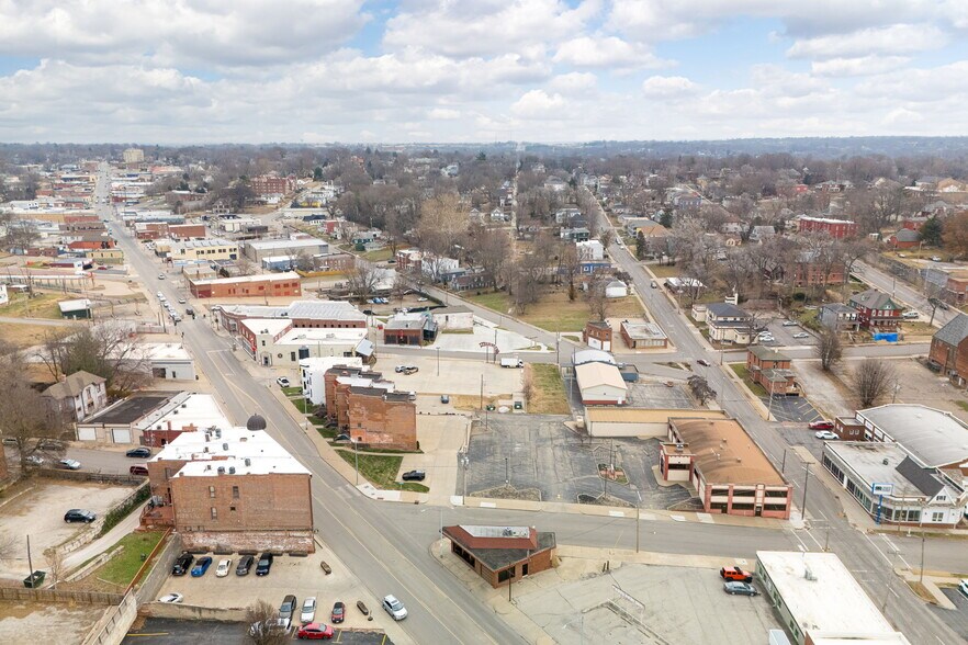 More Photos Of 401 N 12th St, Saint Joseph Office For Sale