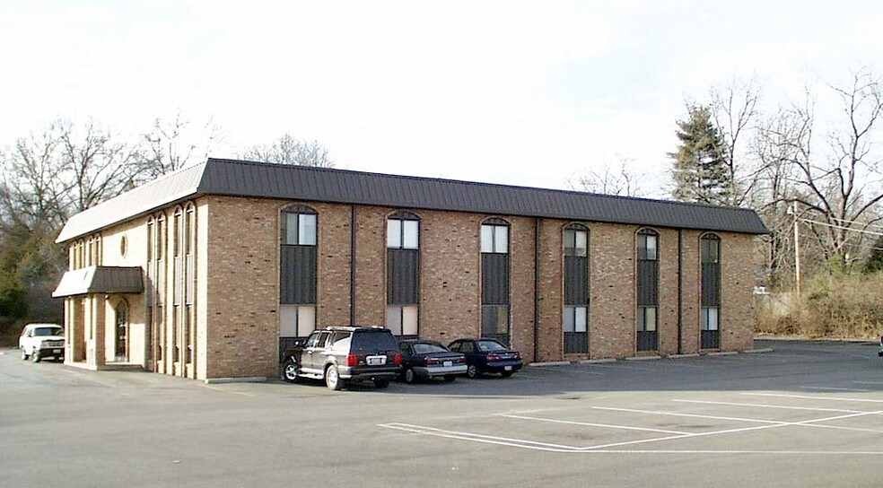 More Photos Of 10097 Manchester Rd, Saint Louis Office For Lease