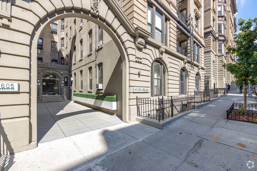 More Photos Of 605 W 137th St, New York Apartments For Lease