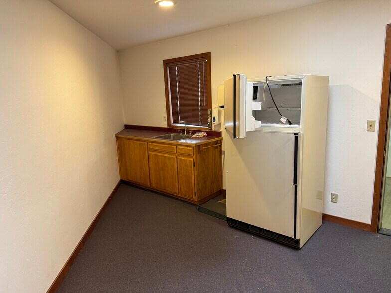 More Photos Of 400 Williamson Way, Ashland Office Residential For Sale