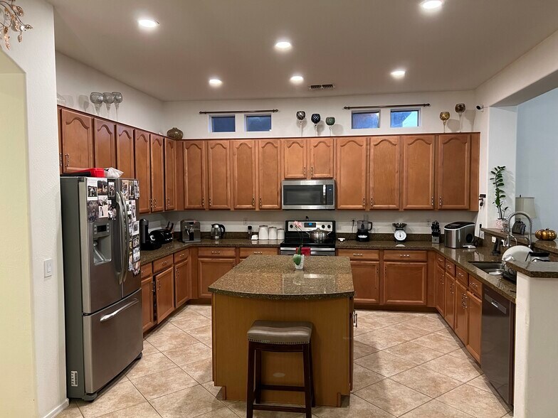More Photos Of Happy Valley Rd & 83rd Dr, Peoria Assisted Living For Sale