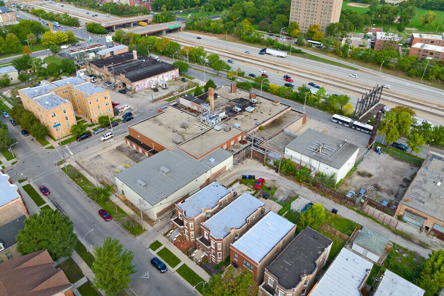 More Photos Of 3659 W Harrison St, Chicago Warehouse For Sale