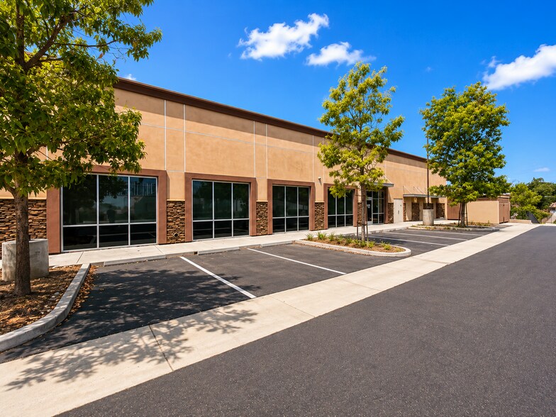 More Photos Of 14337 Imperial Hwy, La Mirada Medical For Lease