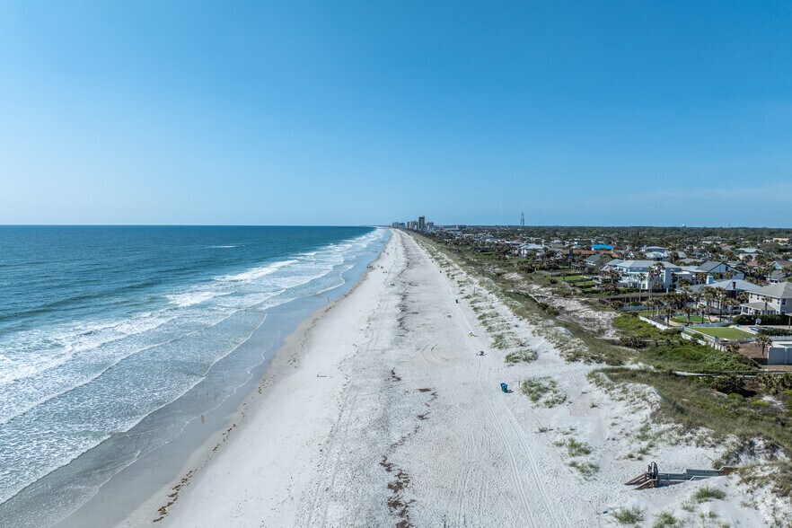 More Photos Of 1112 3rd St, Neptune Beach Medical For Lease