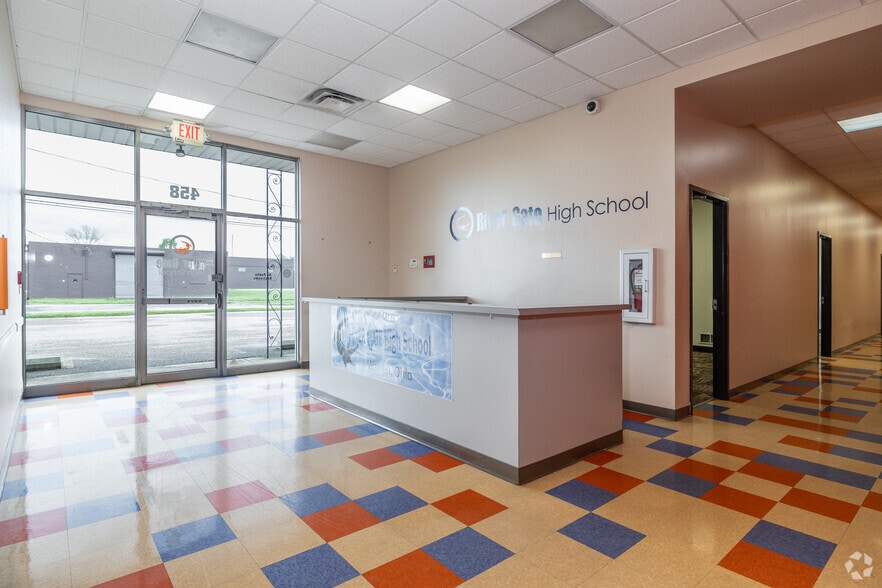 More Photos Of 458 Franklin St, Warren Schools For Sale
