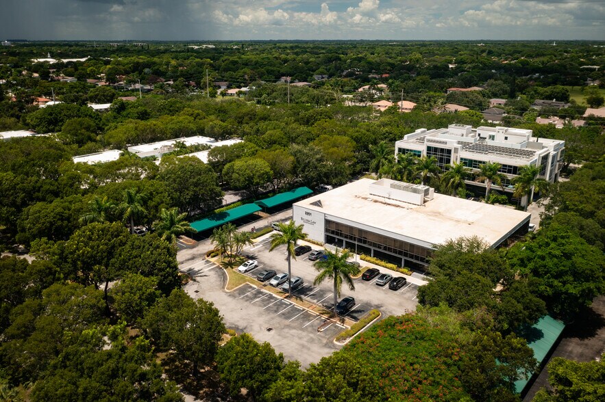 More Photos Of 2201 NW Corporate Blvd, Boca Raton Medical For Lease