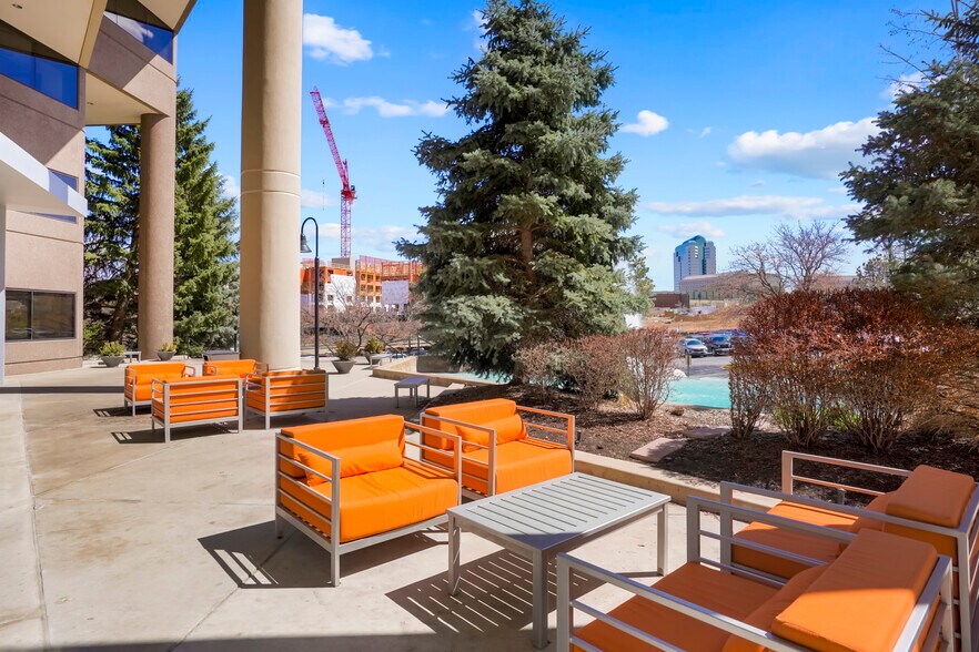 More Photos Of 6300 S Syracuse Way, Centennial Office For Lease