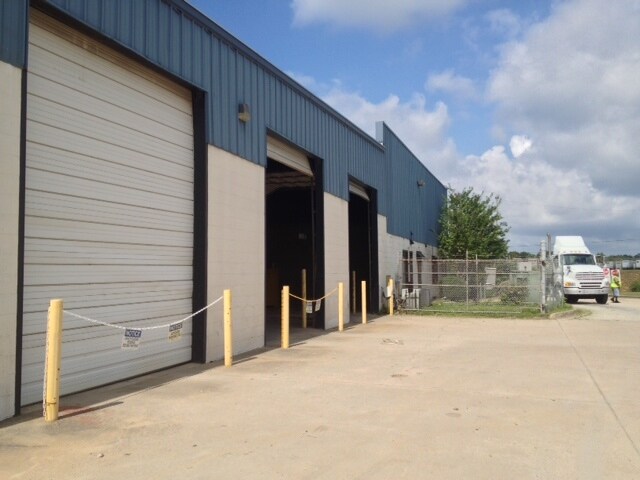 More Photos Of 4330 Bowman Industrial Ct, Conley Warehouse For Lease