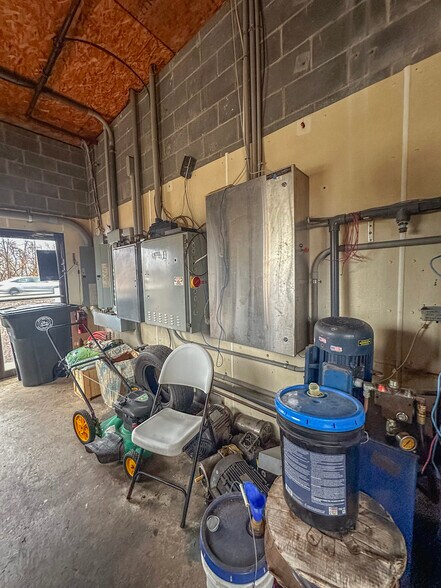 More Photos Of 4180 Sunset Blvd, Steubenville Carwash For Sale