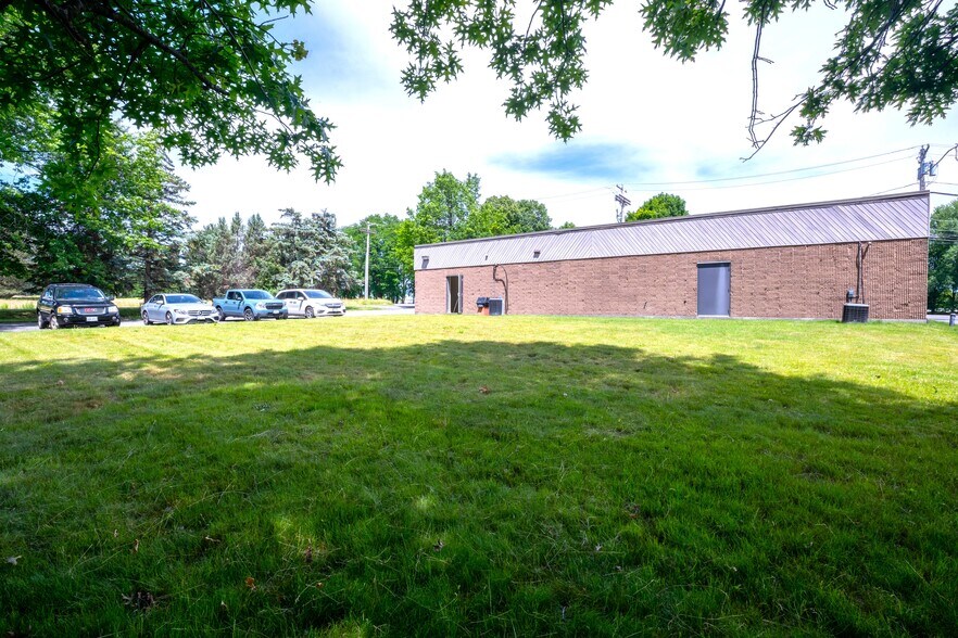 More Photos Of 5982 E Molloy Rd, Mattydale Medical For Sale