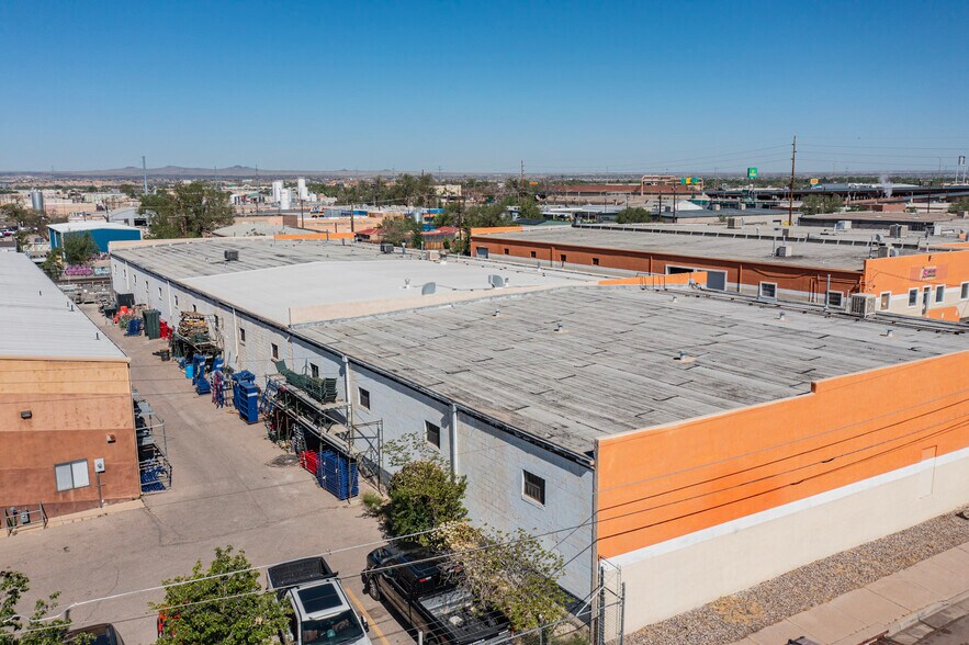 More Photos Of 1823 Commercial St NE, Albuquerque Warehouse For Sale