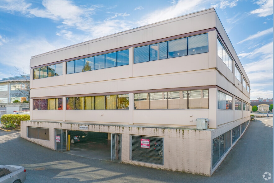 More Photos Of 32475 Simon Ave, Abbotsford Medical For Lease