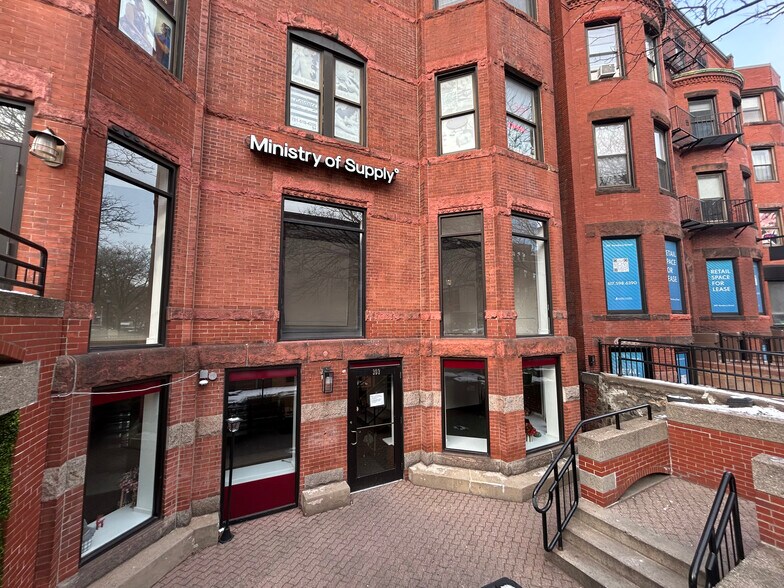 More Photos Of 303-305 Newbury St, Boston Storefront Retail Office For Lease