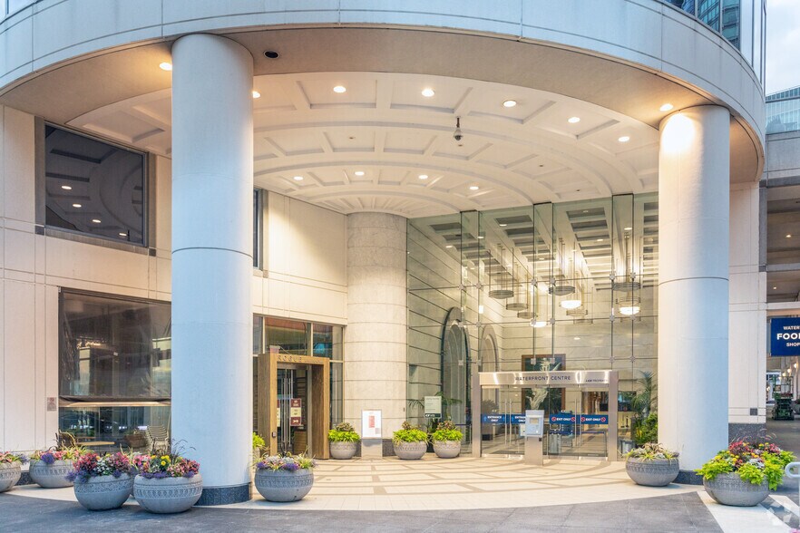 More Photos Of 200 Burrard St, Vancouver Office For Sale