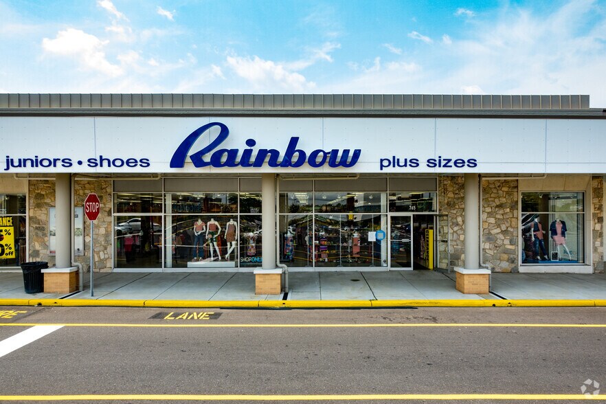More Photos Of 711-783 Delsea Dr N, Glassboro Storefront For Lease
