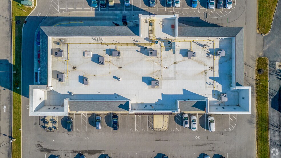 More Photos Of 6297 Pullman Dr, Lewis Center General Retail For Lease