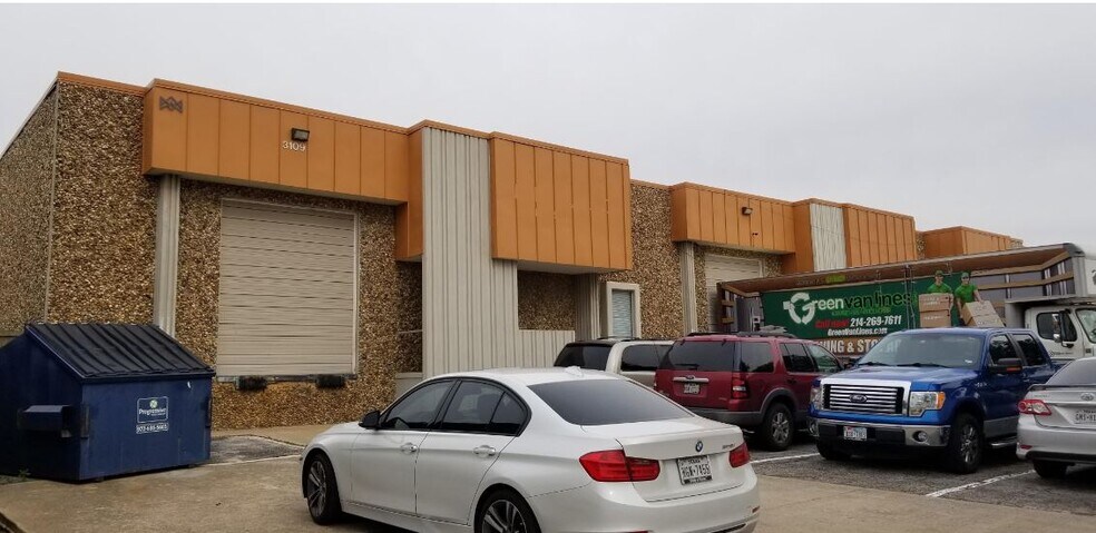 Primary Photo Of 3109 Garden Brook Dr, Farmers Branch Warehouse For Lease