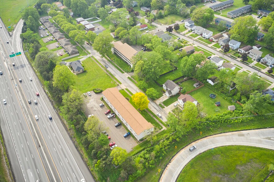 More Photos Of 888 Rosamond Ave, Akron Apartments For Sale