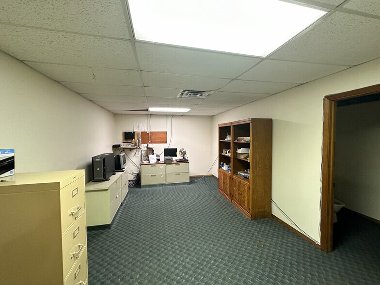 More Photos Of 20075 Malone Rd, Tecumseh Warehouse For Sale