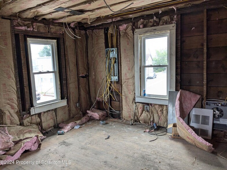 More Photos Of 455-459 N Main Ave, Scranton Storefront Retail Residential For Sale