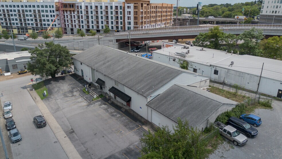 More Photos Of , Nashville Unknown For Sale