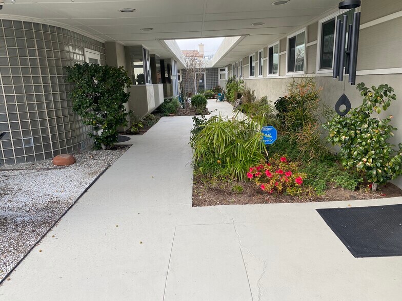 More Photos Of 2055 Torrance Blvd, Torrance Office For Lease