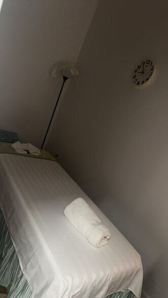 More Photos Of 607 W Dana St, Mountain View Office For Lease