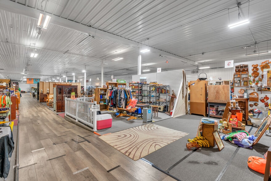 More Photos Of , Elkhart Unknown For Sale