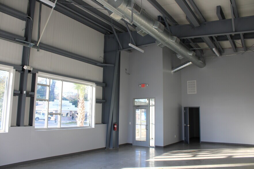 More Photos Of 4340 Spruill Ave, North Charleston Storefront Retail Office For Sale